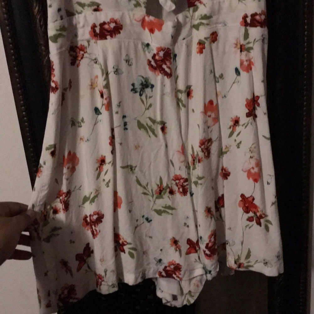 Flower pattern romper - Picture 2 of 5